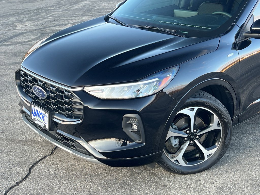 Used 2023 Ford Escape ST-Line Select w/ Tech Pack #2 image 8