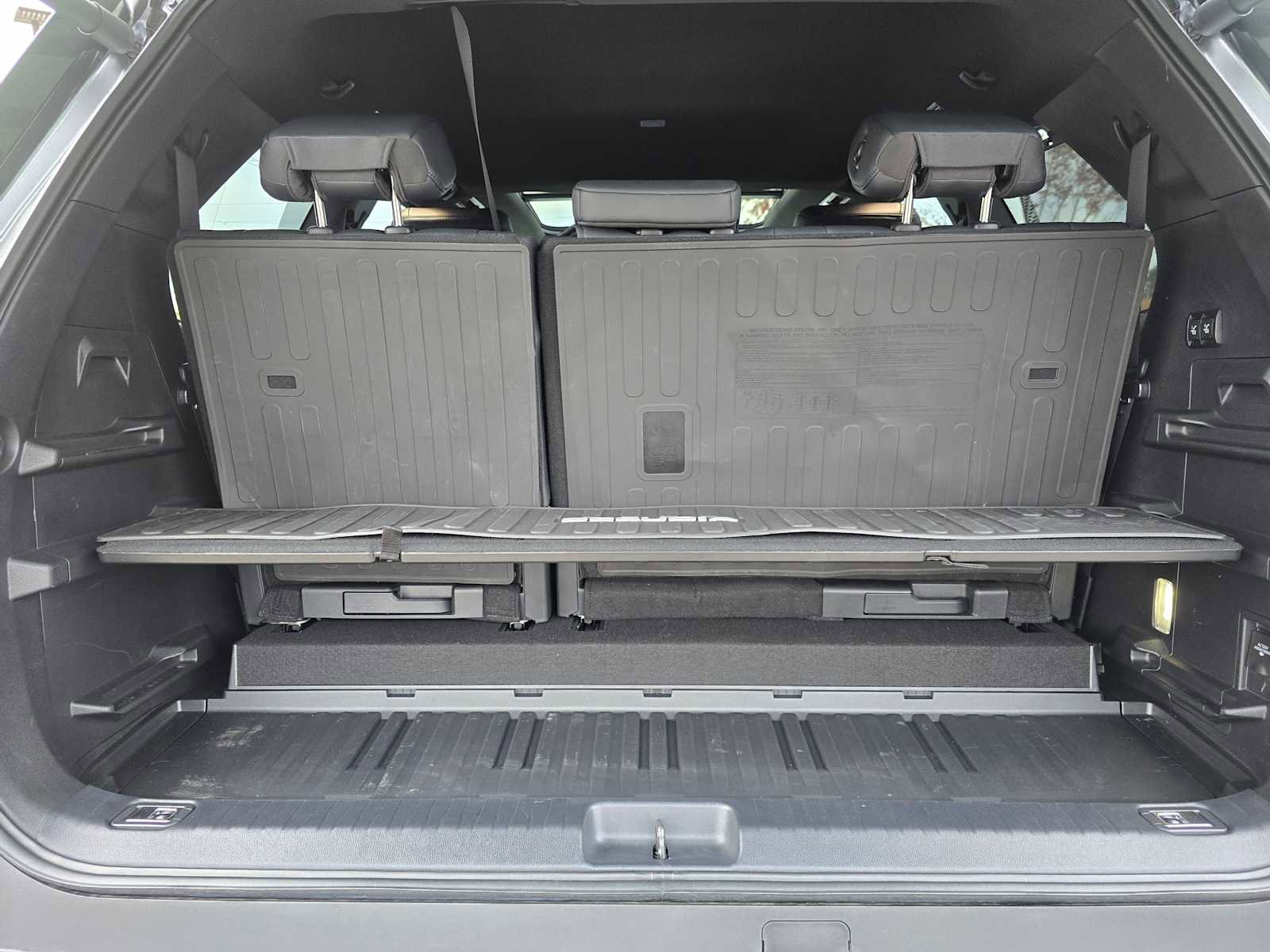 Certified 2025 Toyota Sequoia Platinum image 17