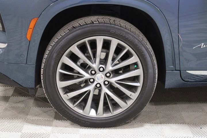 Certified 2025 Buick Enclave Avenir w/ Super Cruise Package image 43