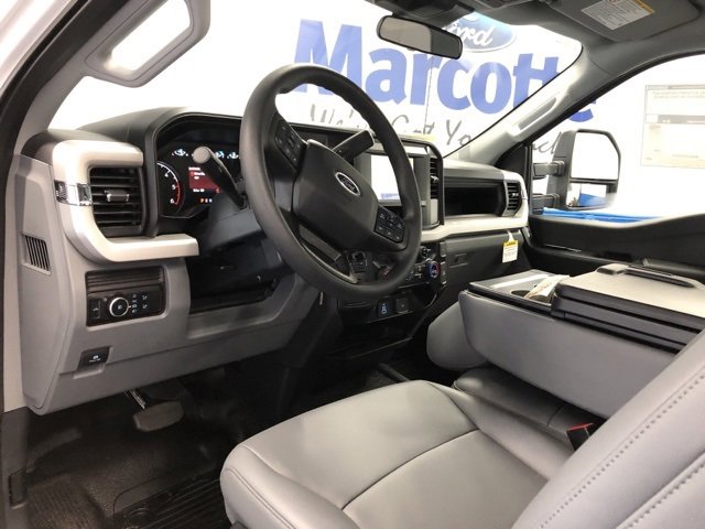 New 2026 Ford F550 2WD Regular Cab Super Duty image 12