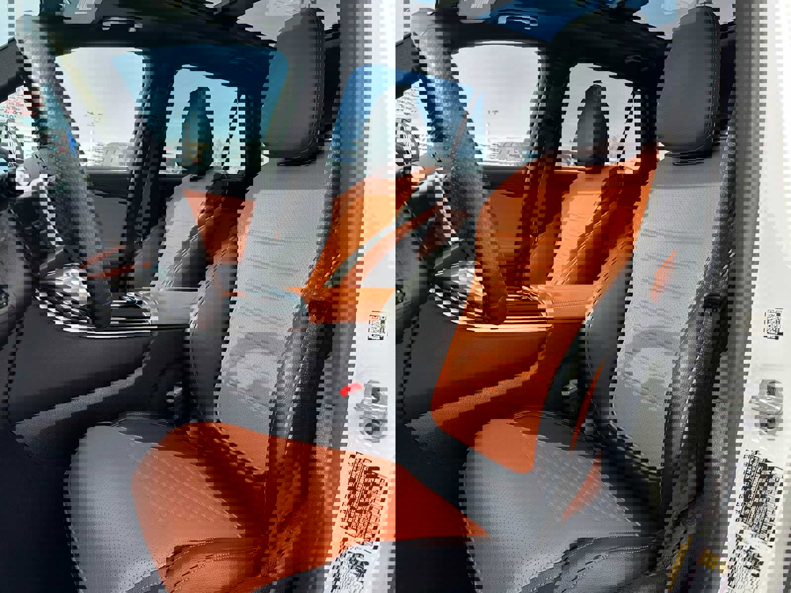 Used 2024 Mercedes-Benz GLC 300 4MATIC image 21