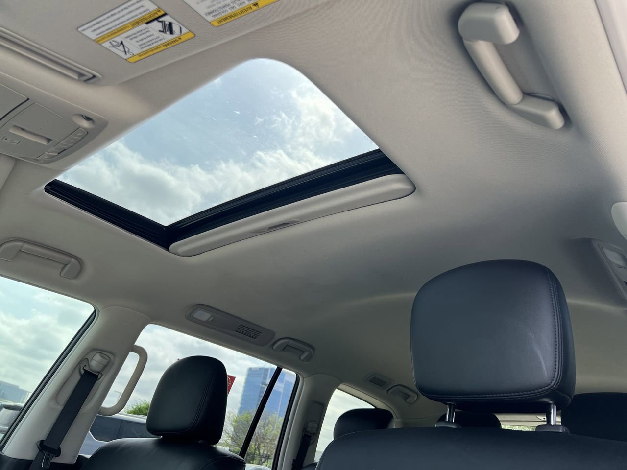Certified 2024 Nissan Armada SL image 23
