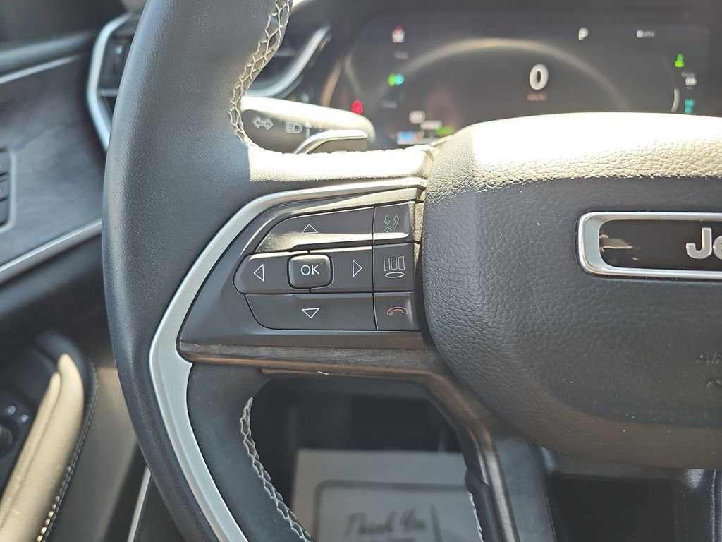 Used 2022 Jeep Grand Cherokee Limited 4xe w/ Luxury Tech Group II image 21