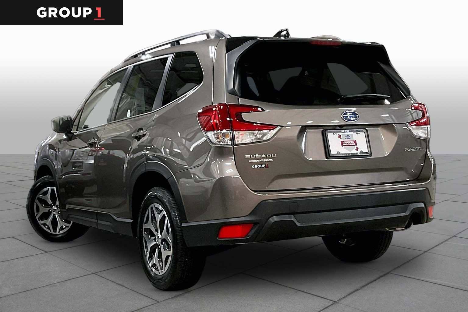 Used 2024 Subaru Forester Premium image 12
