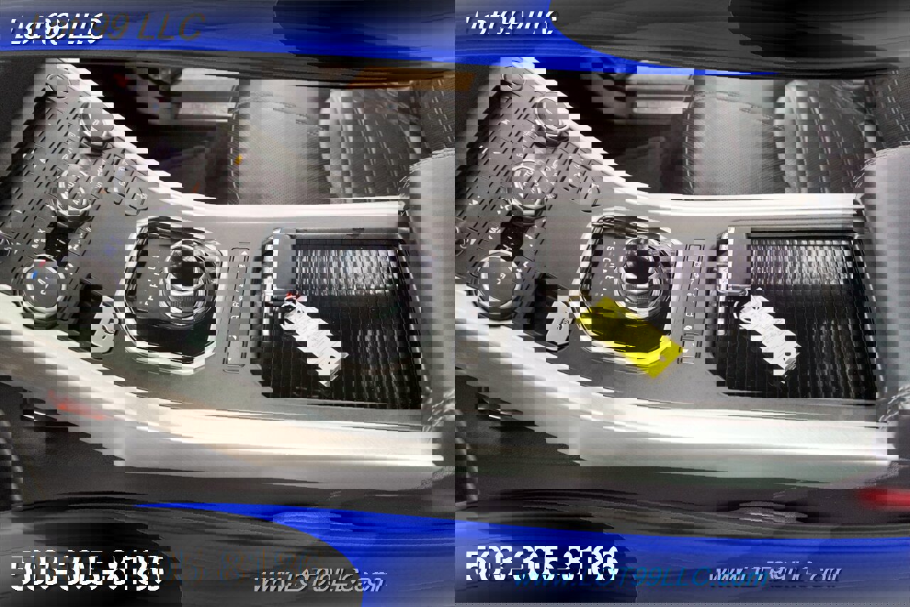 Used 2017 Land Rover Range Rover Evoque HSE Dynamic image 24