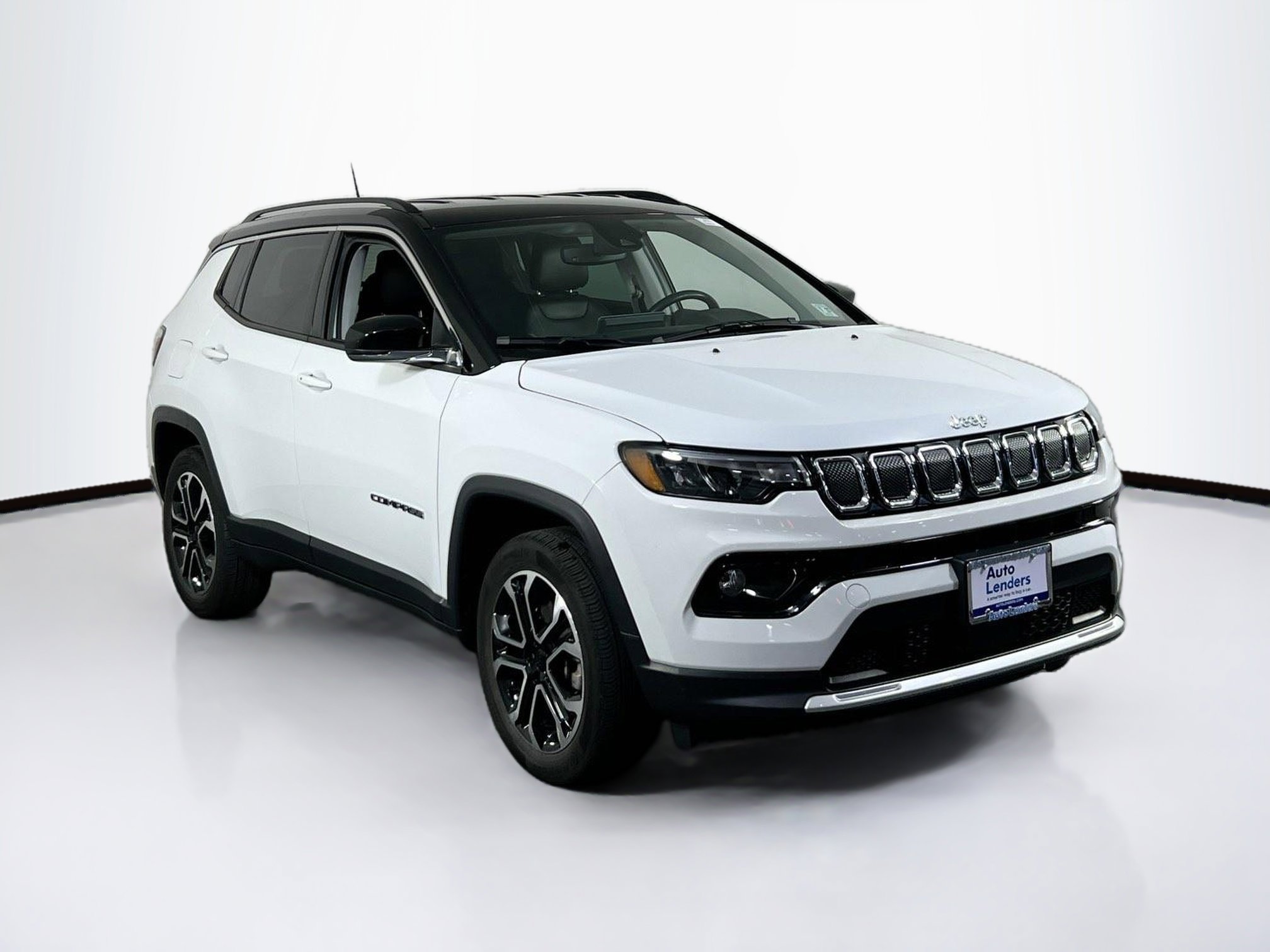 Used 2022 Jeep Compass Limited AWD/4WD image 3