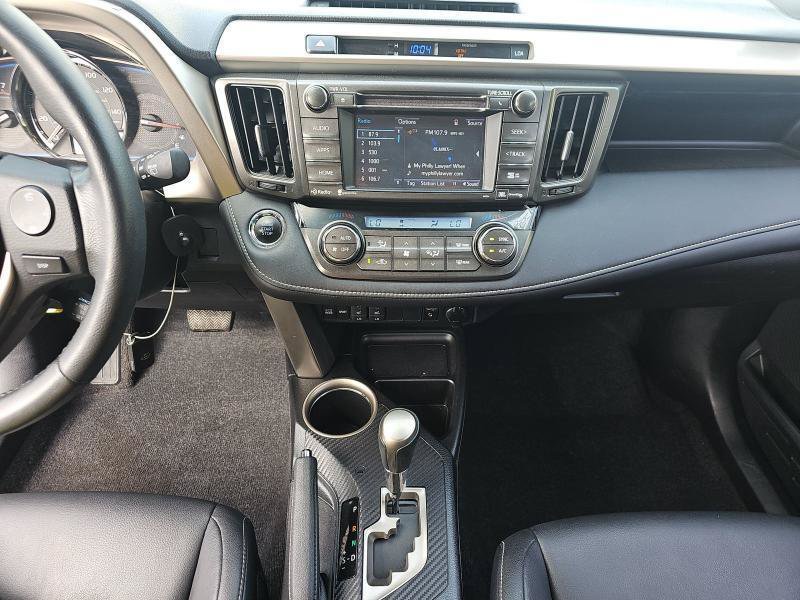 Used 2015 Toyota RAV4 Limited w/ Technology Package AWD/4WD image 10