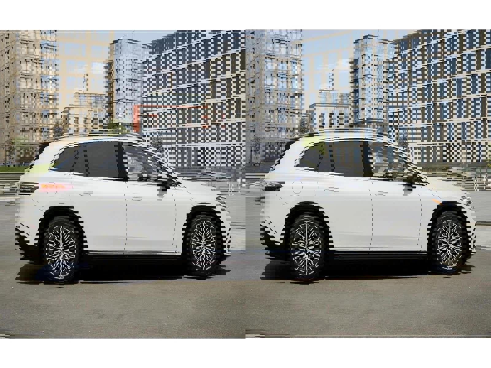 New 2026 Mercedes-Benz EQS 550 4MATIC SUV image 16