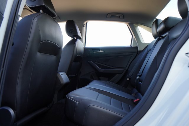 Used 2023 Volkswagen Jetta SE image 24