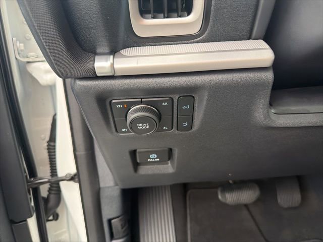 Used 2025 Ford Expedition Max Active image 19