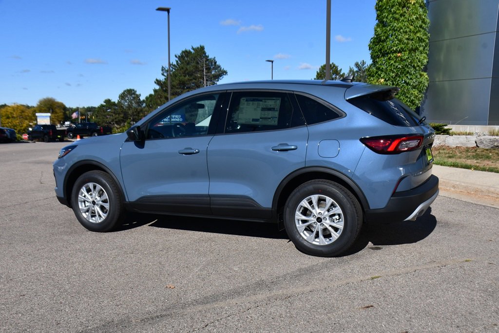New 2026 Ford Escape Active image 3