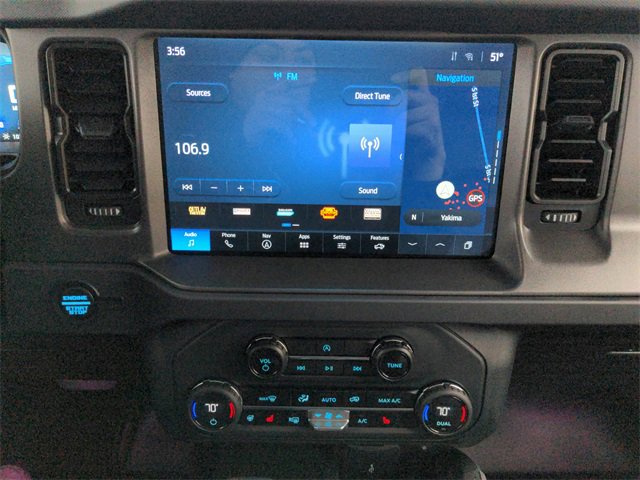 Used 2025 Ford Bronco Badlands image 33