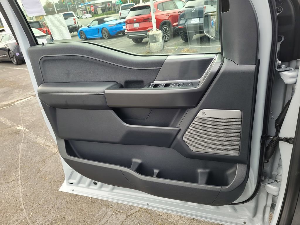 New 2025 Ford F150 Lariat w/ Equipment Group 501A Mid image 44