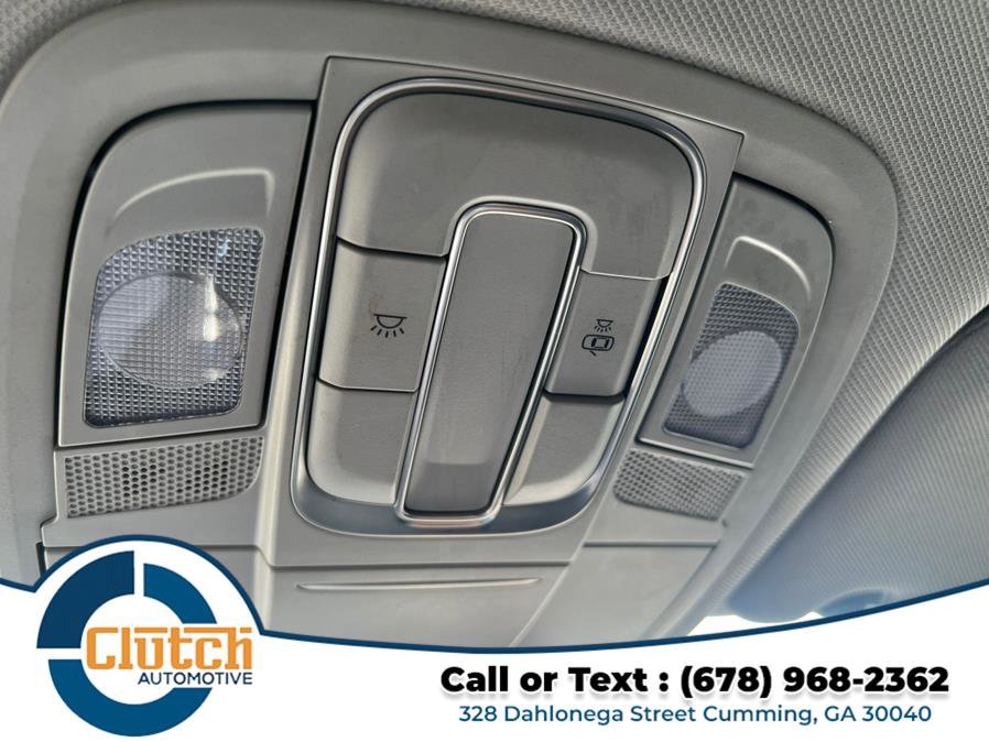 Used 2019 Hyundai Santa Fe SEL image 39