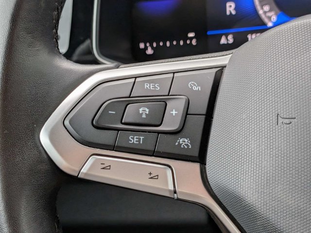 Certified 2025 Volkswagen Jetta Sport FWD image 25