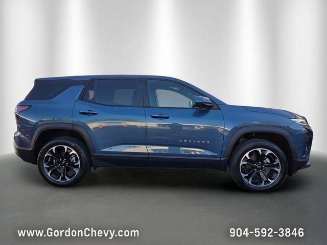 New 2026 Chevrolet Equinox LT w/ Convenience Package II FWD image 8