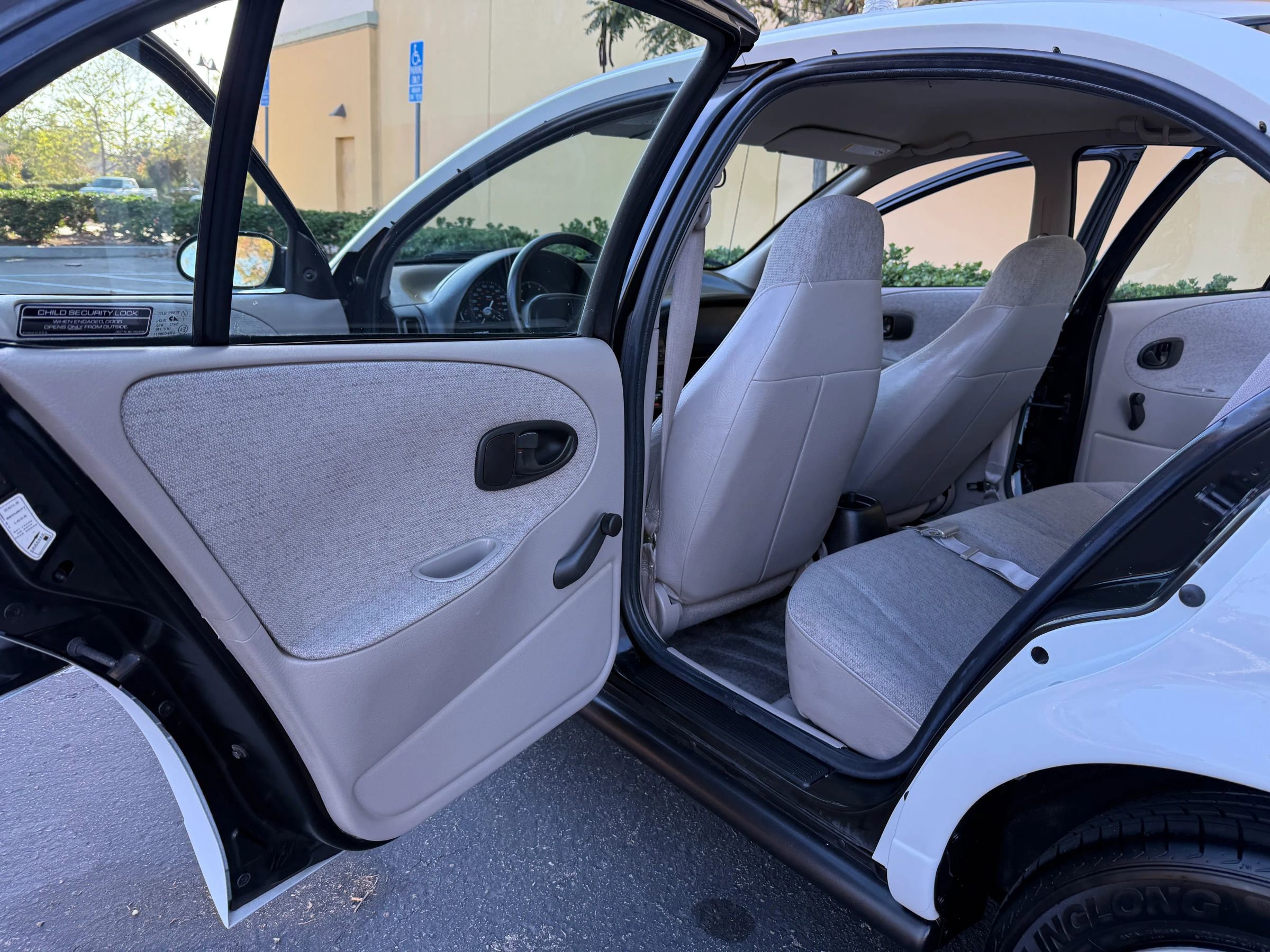 Used 1998 Saturn S-Series SL1 image 23