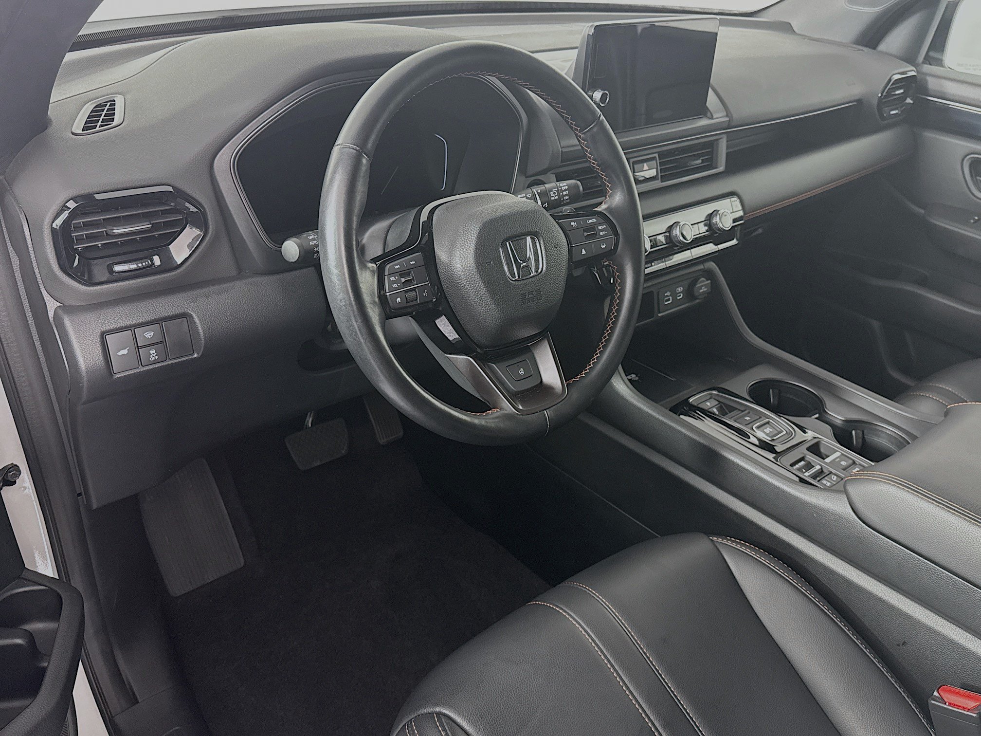 Certified 2023 Honda Pilot TrailSport image 9