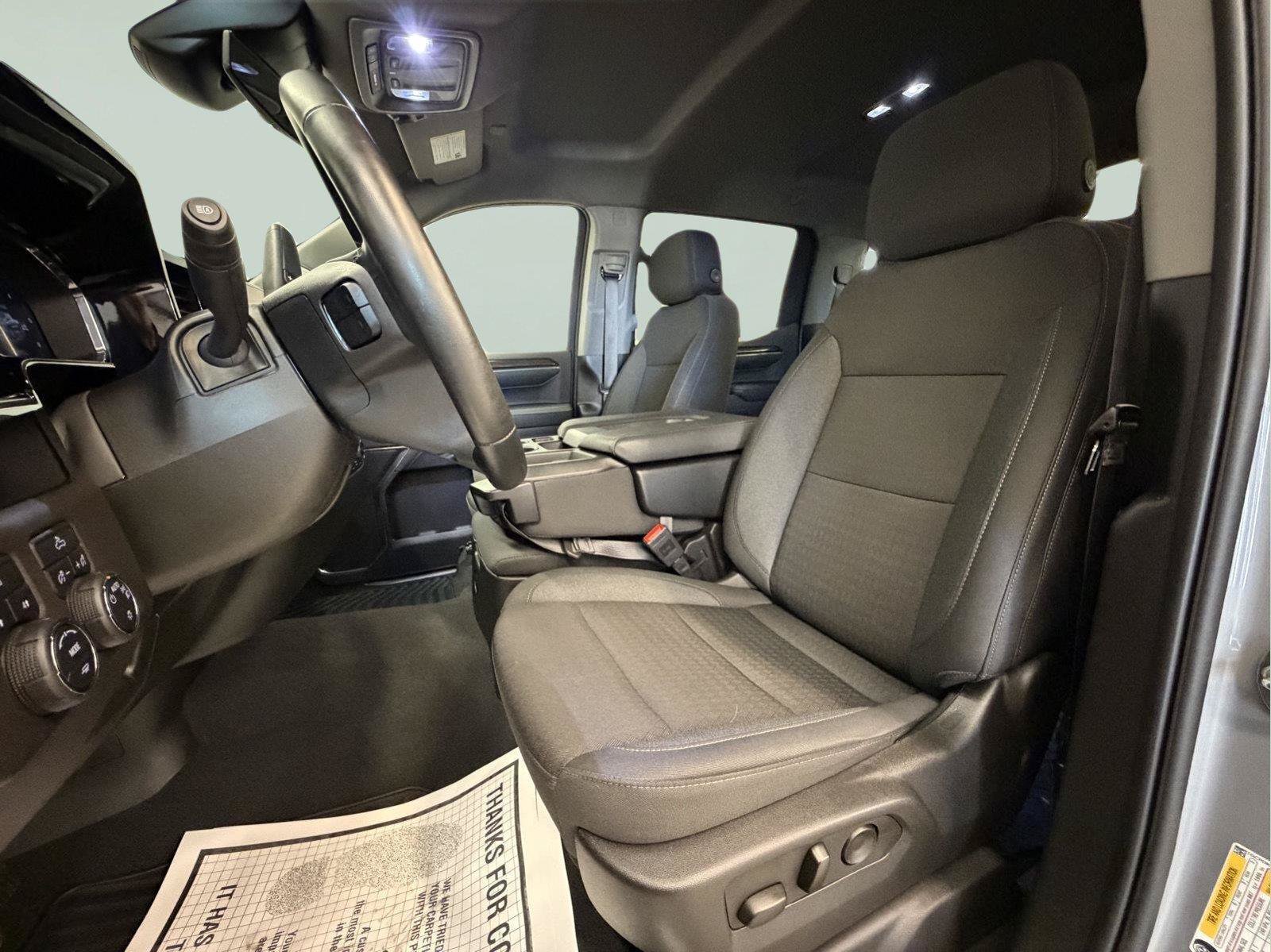 Used 2024 Chevrolet Silverado 1500 LT AWD/4WD image 24