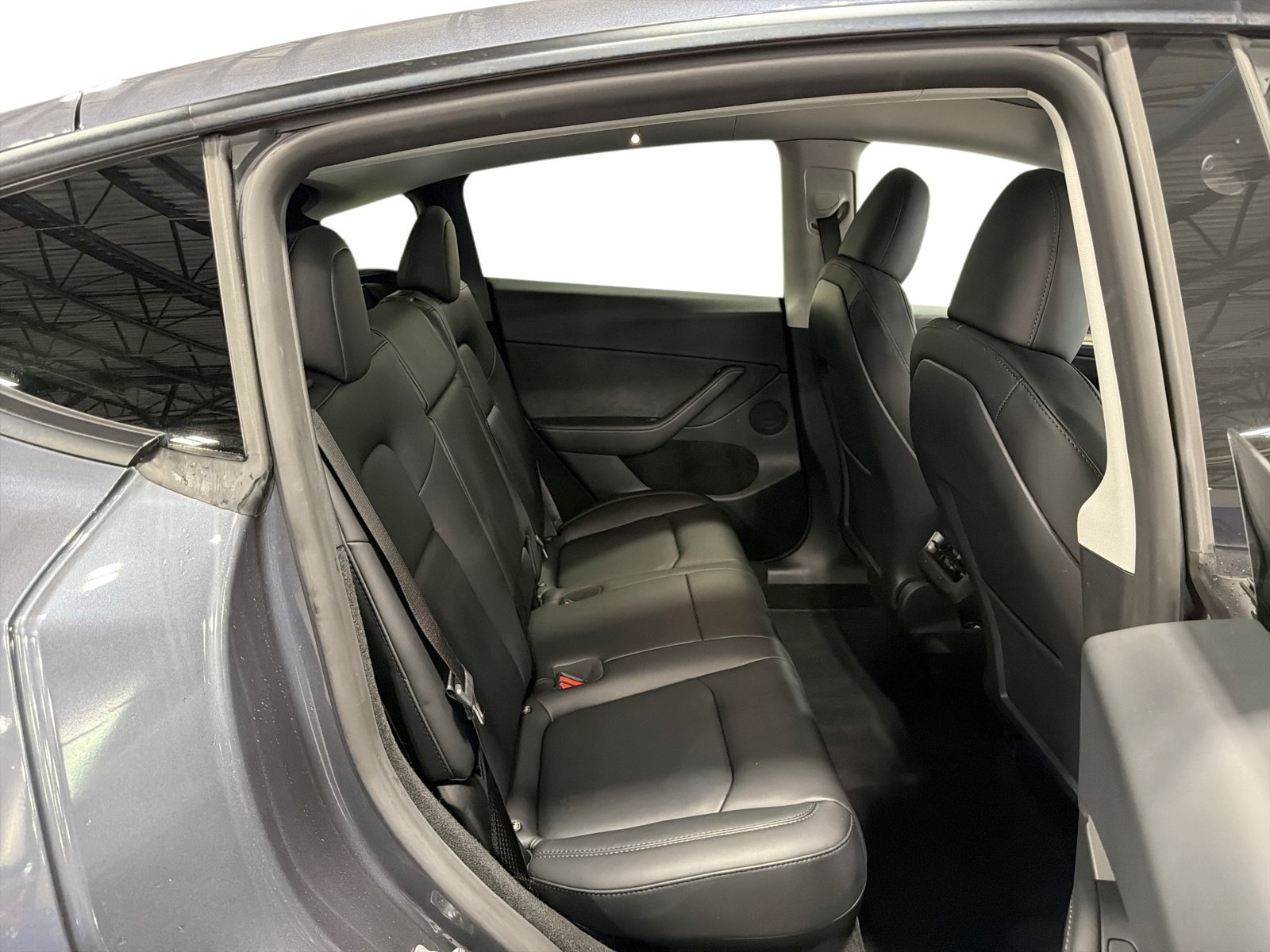 Certified 2023 Tesla Model Y Long Range AWD/4WD image 11