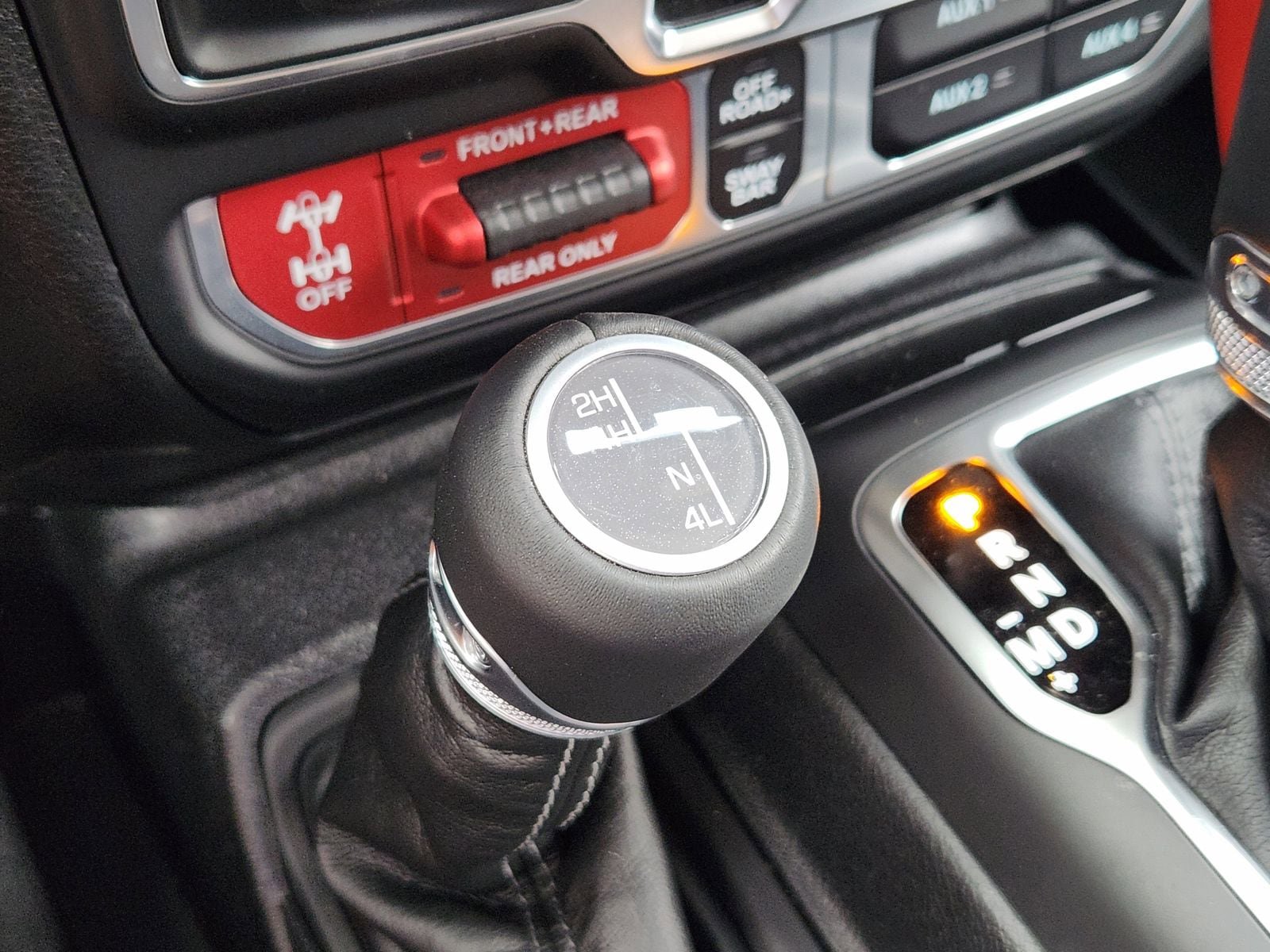 Used 2025 Jeep Gladiator Rubicon w/ Convenience Group image 29
