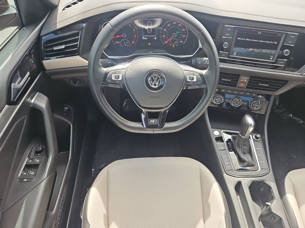 Used 2019 Volkswagen Jetta R-Line image 12