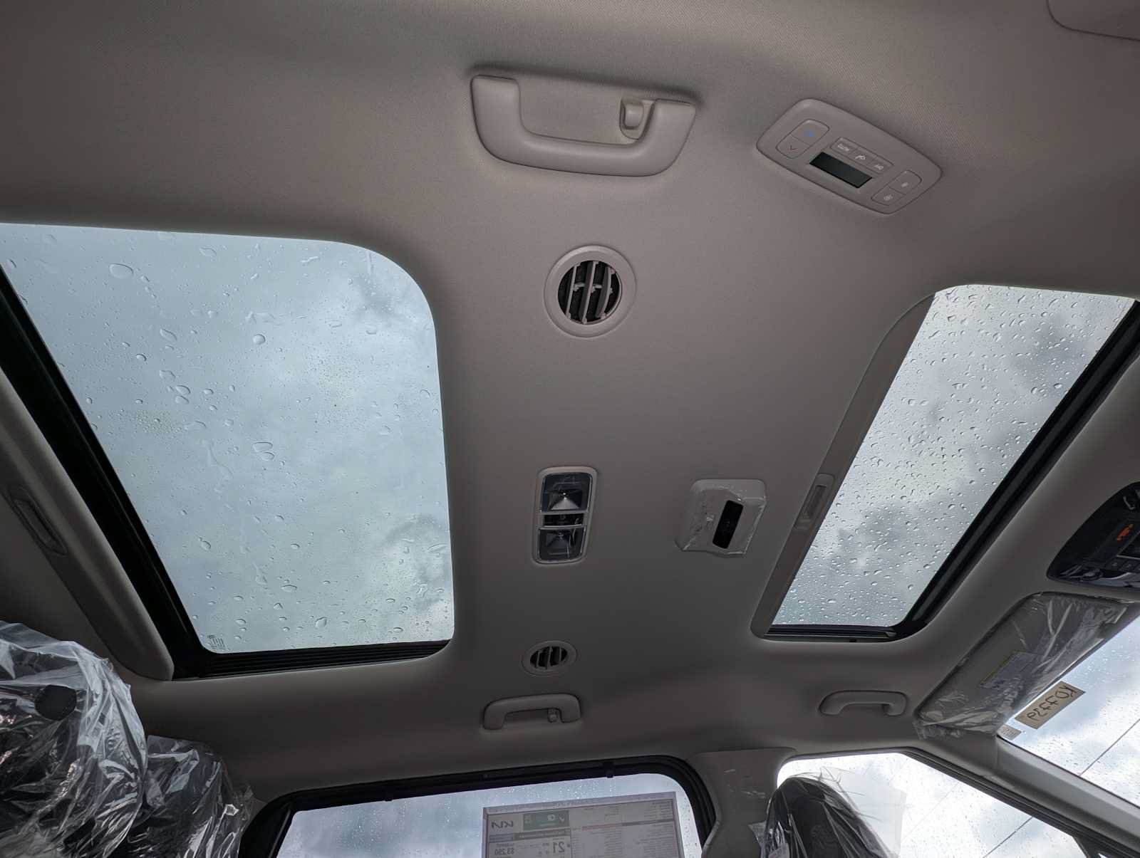 New 2026 Kia Carnival SX FWD image 15