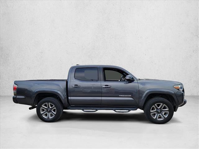 Used 2016 Toyota Tacoma Limited w/ Towing Package RWD image 4