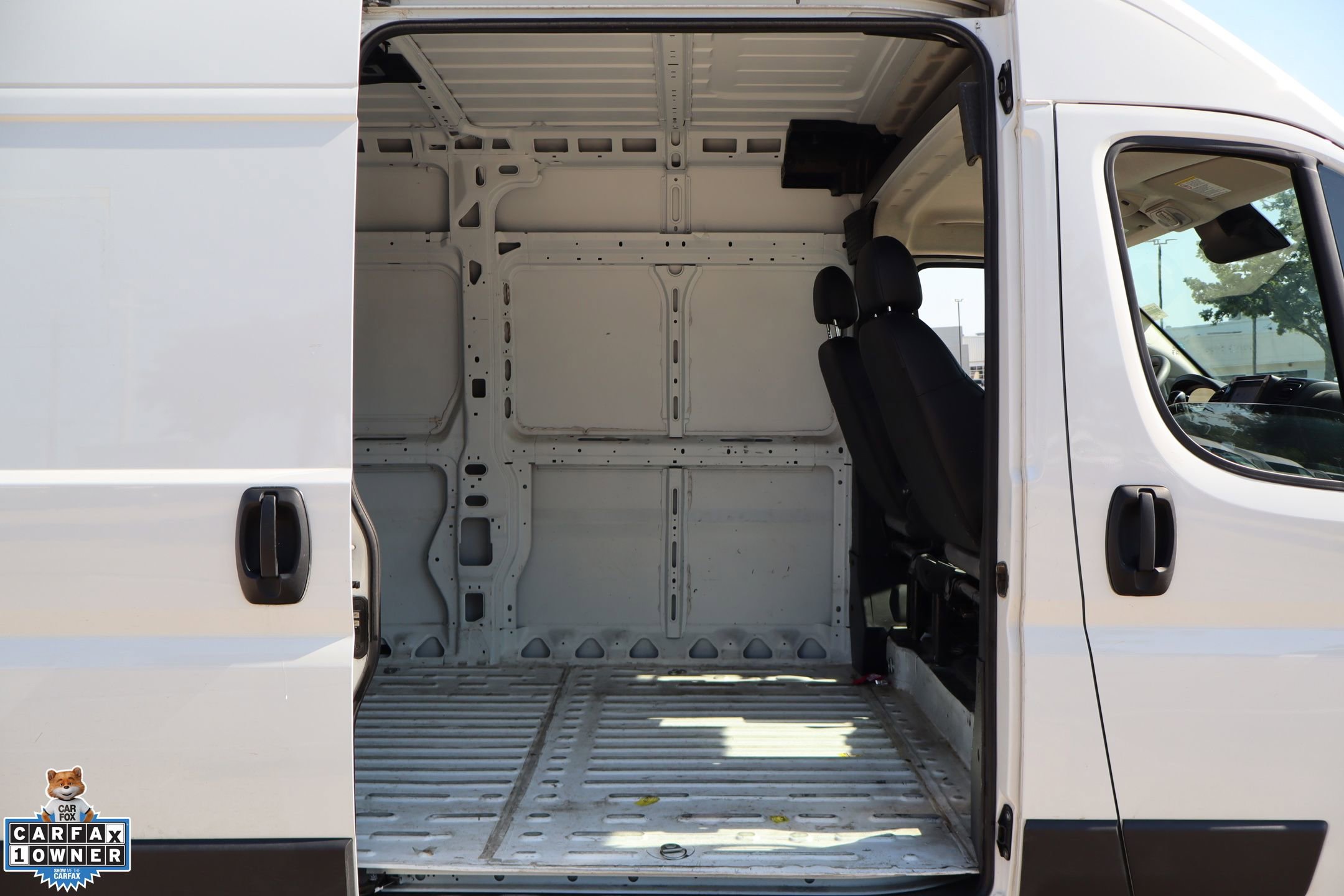 Used 2025 RAM ProMaster 3500 w/ Convenience Group FWD image 25