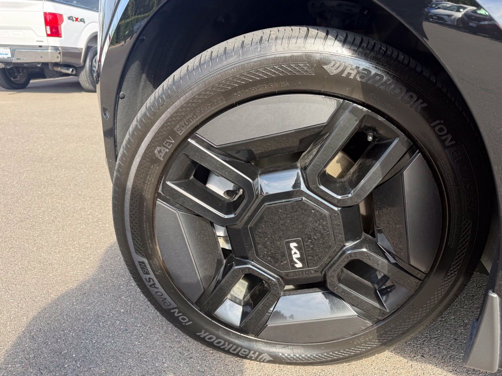 Used 2024 Kia EV9 GT-Line AWD/4WD image 36
