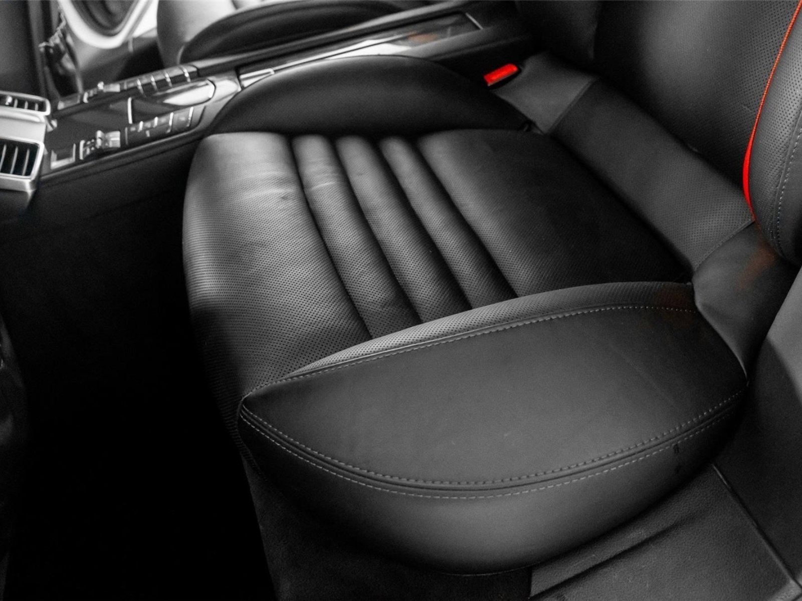 Used 2014 Porsche Panamera GTS image 30