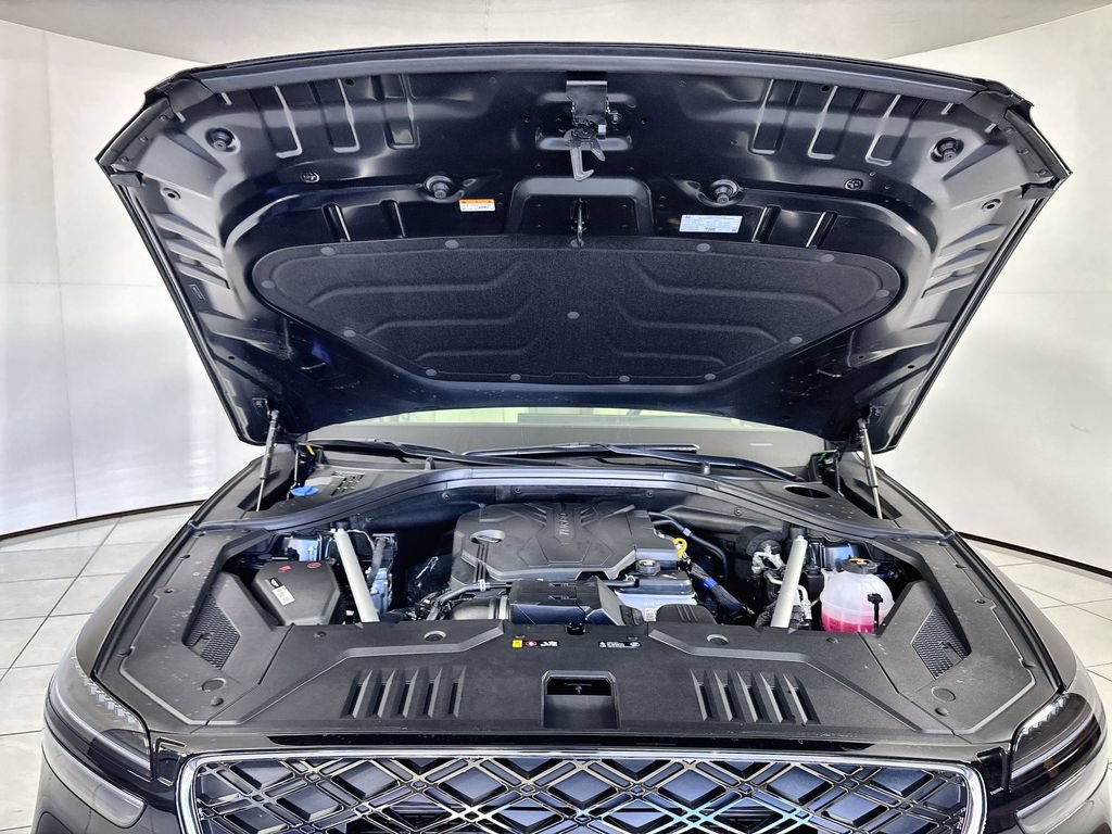 New 2026 Genesis GV70 2.5T Select AWD/4WD image 18