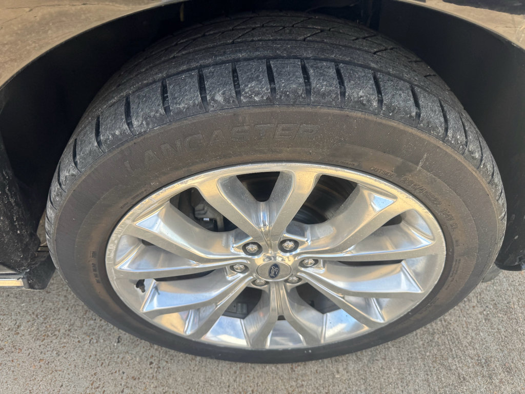 Used 2018 Ford Expedition Platinum image 12