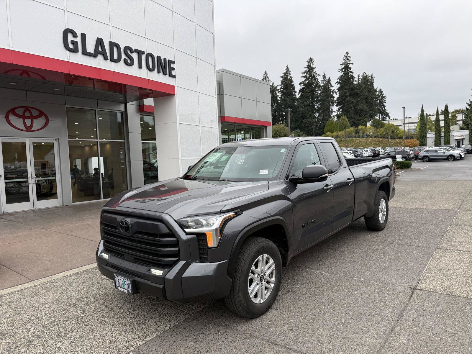 Used 2023 Toyota Tundra SR5 w/ SR5 Premium Package AWD/4WD image 1