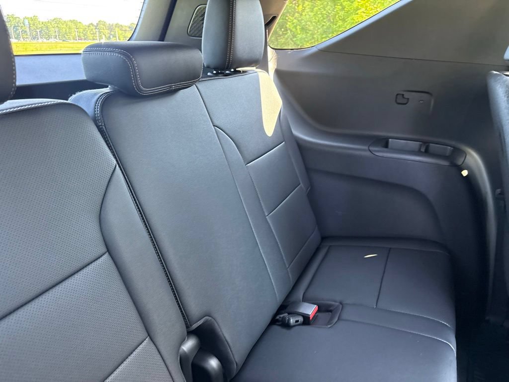 New 2026 Chevrolet Traverse High Country w/ LPO, Floor Liner Package AWD/4WD image 49