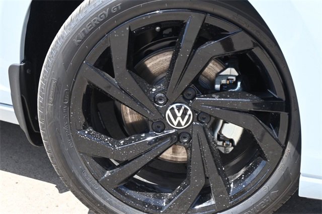 New 2025 Volkswagen Jetta SE image 7