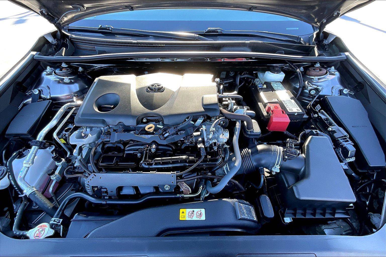 Used 2022 Toyota Camry XSE image 10