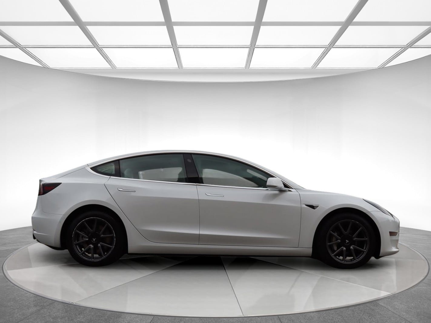 Used 2018 Tesla Model 3 Performance AWD/4WD image 5