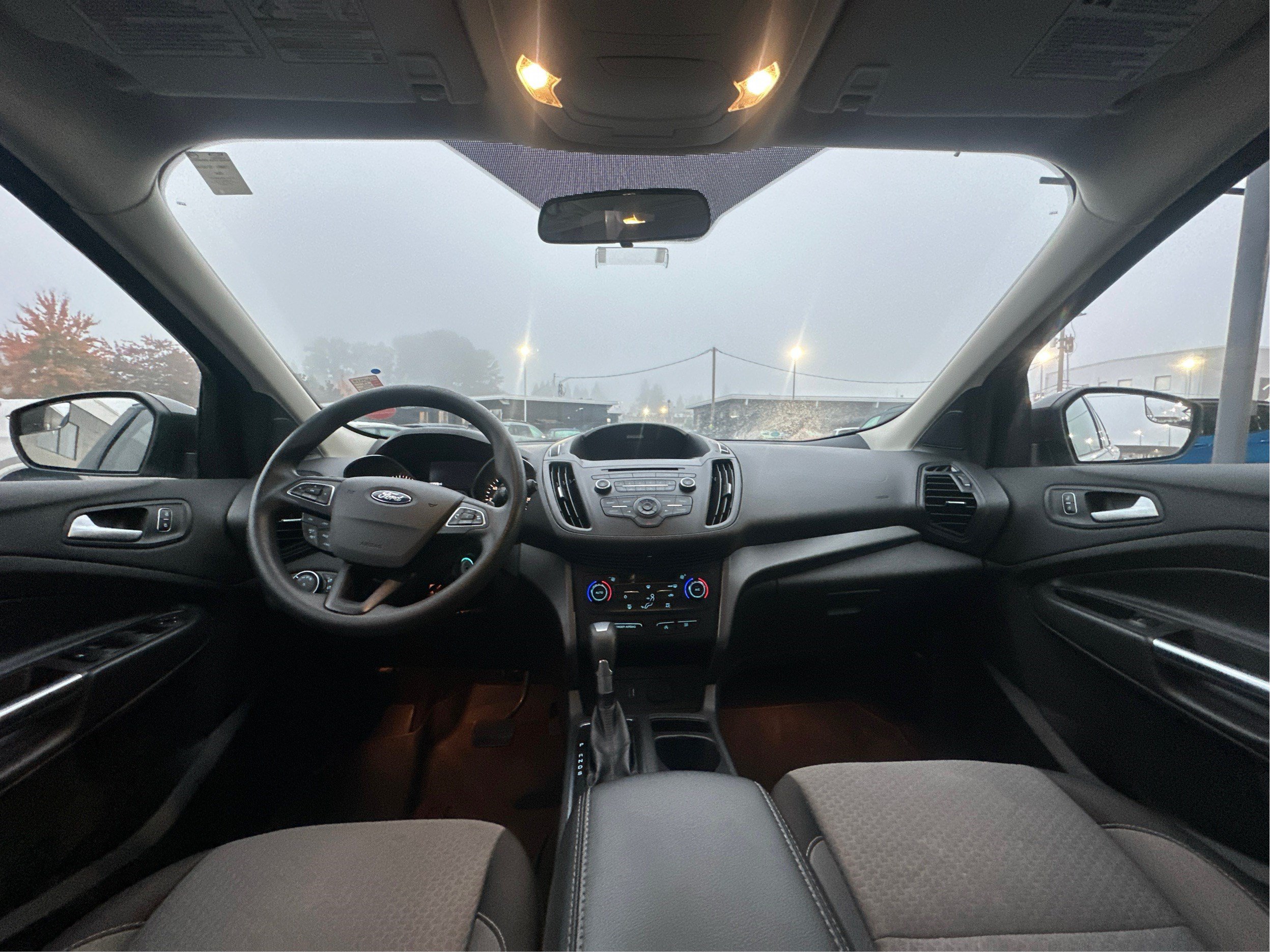 Used 2017 Ford Escape SE AWD/4WD image 29