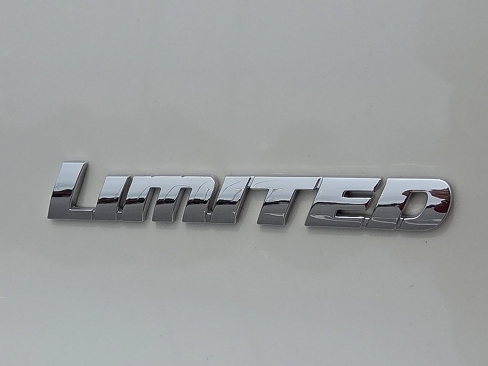 Used 2023 Toyota 4Runner Limited AWD/4WD image 9