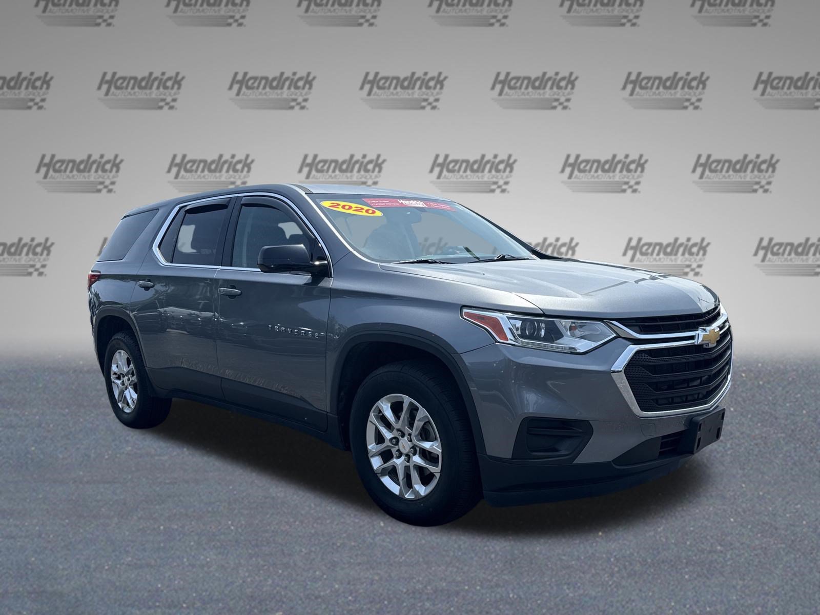 Used 2020 Chevrolet Traverse LS FWD image 2