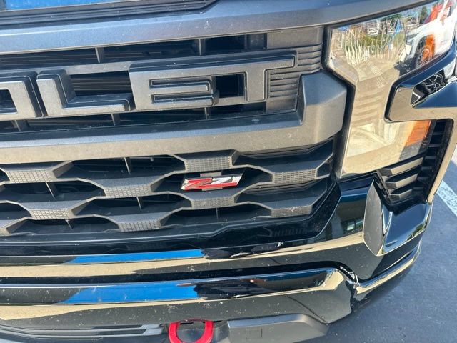 Used 2022 Chevrolet Silverado 1500 Custom Trail Boss AWD/4WD image 13
