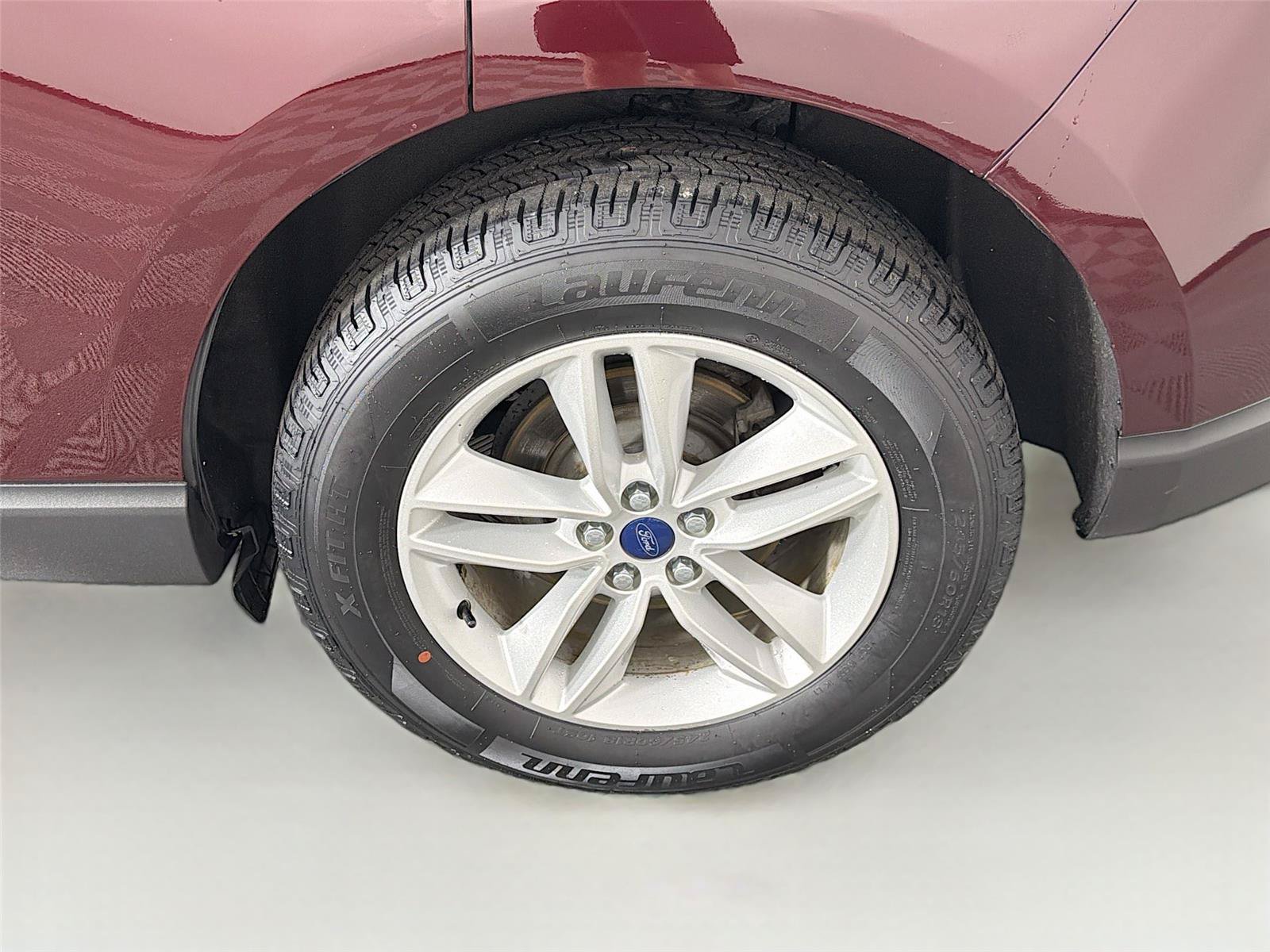 Used 2017 Ford Edge SEL w/ Equipment Group 201A AWD/4WD image 36