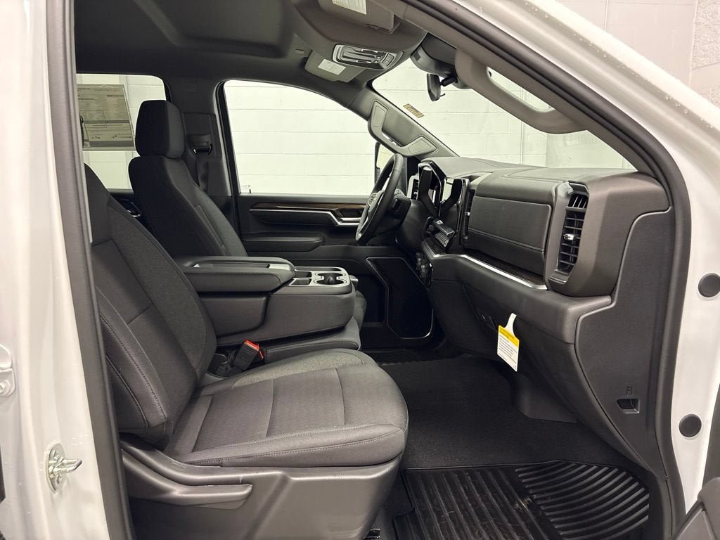 New 2026 Chevrolet Silverado 2500 LT AWD/4WD image 39