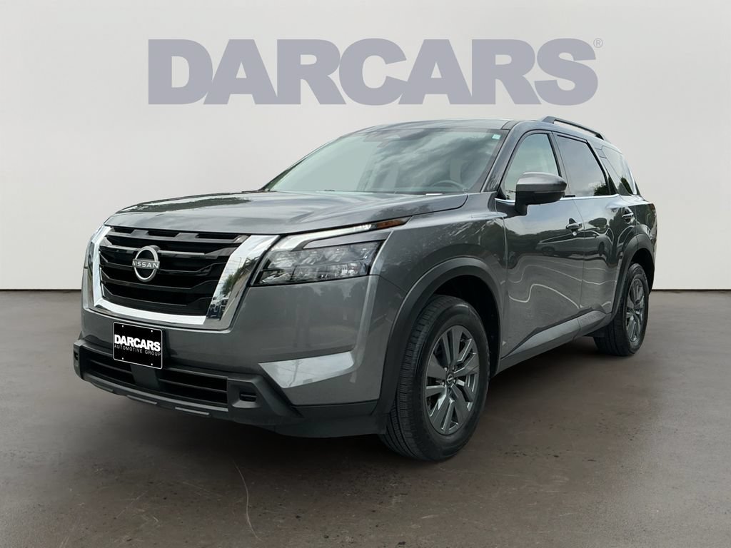 Used 2025 Nissan Pathfinder SV AWD/4WD image 3