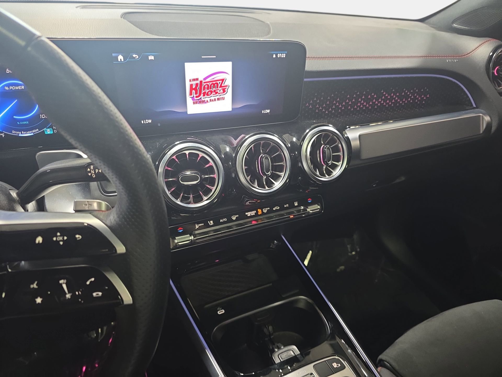 Used 2024 Mercedes-Benz EQB 250+ image 20