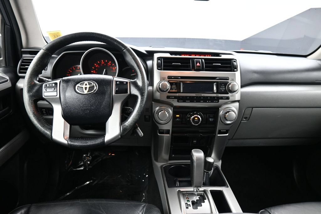 Used 2011 Toyota 4Runner SR5 w/ Premium Pkg w/Leather AWD/4WD image 20