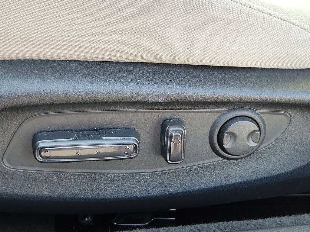Certified 2024 Honda Accord EX image 20