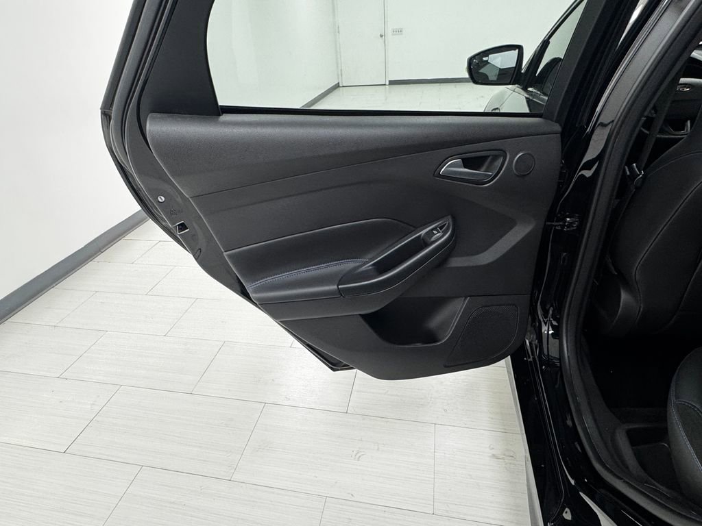 Used 2017 Ford Focus RS image 11