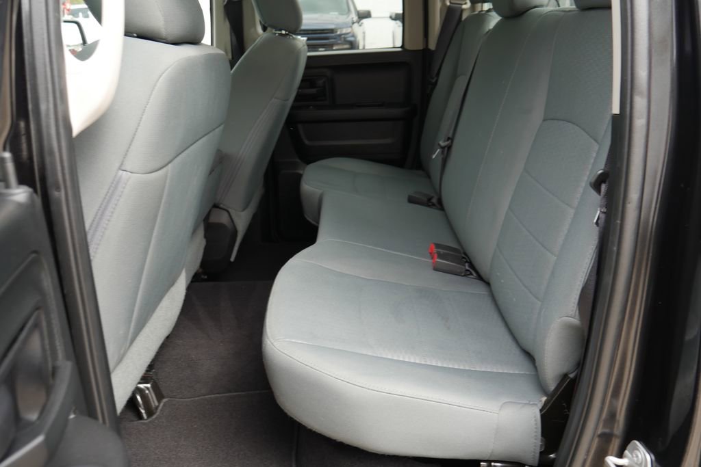 Used 2017 RAM 1500 Express AWD/4WD image 25